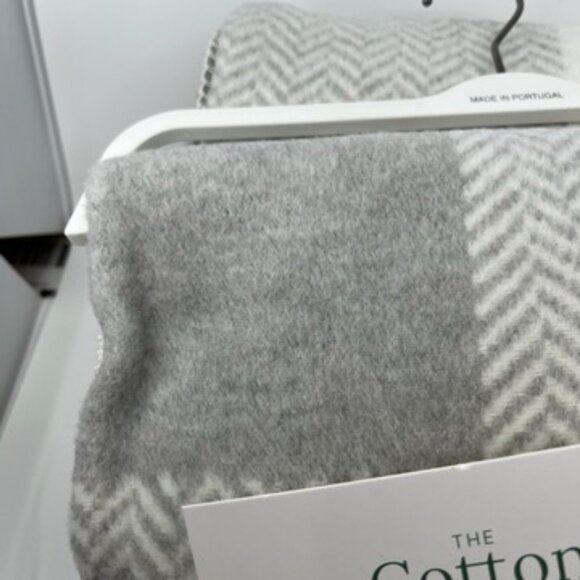 The Cotton Edition White and Grey Mini-Chevron and Plaid Throw - Picture 9 of 9